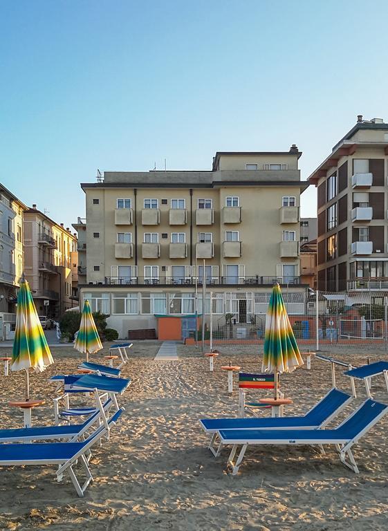 Hotel Nautic Rimini Extérieur photo